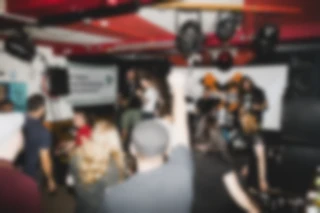 Maria Bayer — JUZ, DER SPIEGEL