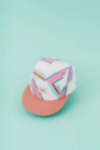 Maria Bayer — New Kids in the House, Visual Identity Maria Bayer — New Kids in the House, Visual Identity